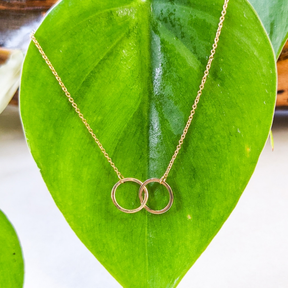 NWT Honeycat Jewelry 18k Gold Plated Mini Harmony Necklace
